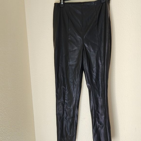 Free People We The Free Black Spitfire Faux Leather Pants, Size 30 - Picture 2 of 10